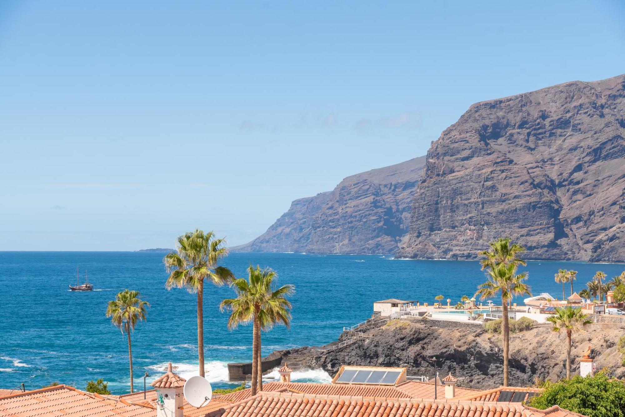 Home With Stunning View By Dream Homes Tenerife Puerto de Santiago  Exteriör bild